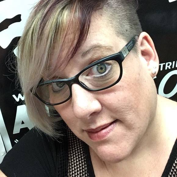 Meet your Posher, Christine - Picture 1 of 1